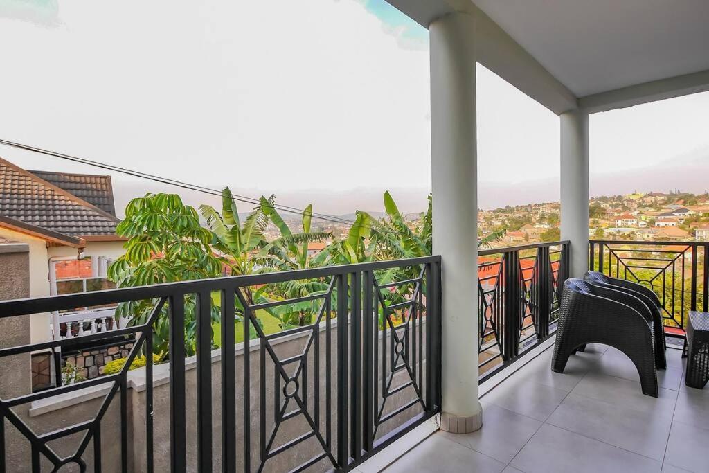 Ultra Modern Apartment In Nyarutarama Kigali Exterior photo